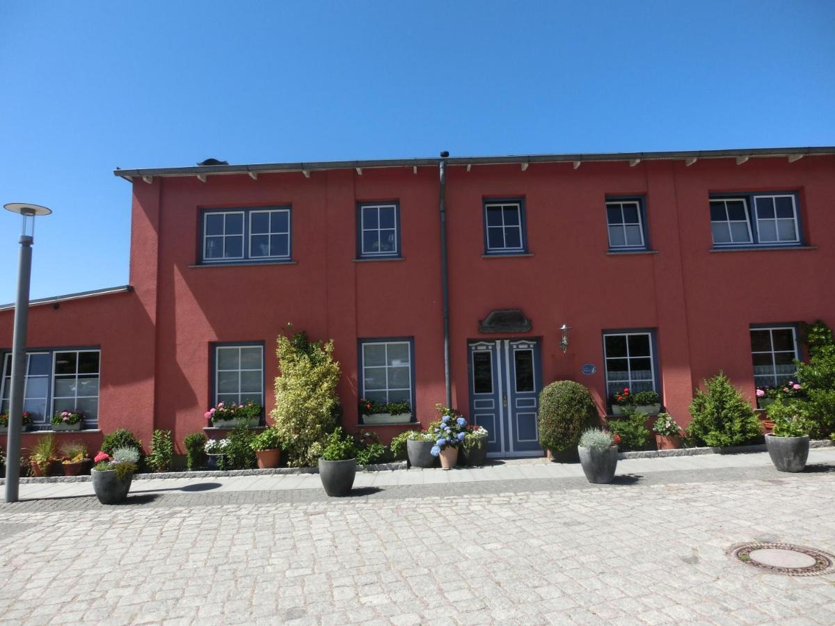 Gaestehaus Daheim Ломе Екстериор снимка