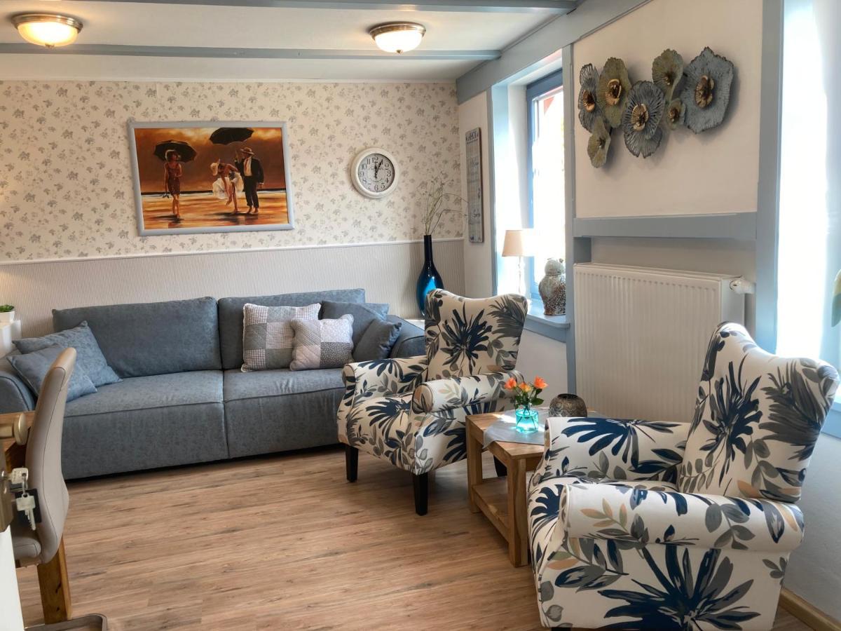 Gaestehaus Daheim Ломе Екстериор снимка