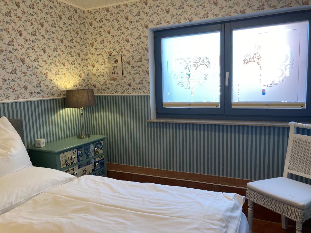 Gaestehaus Daheim Ломе Екстериор снимка